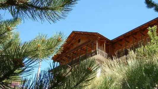 Extérieur été du centre de vacances