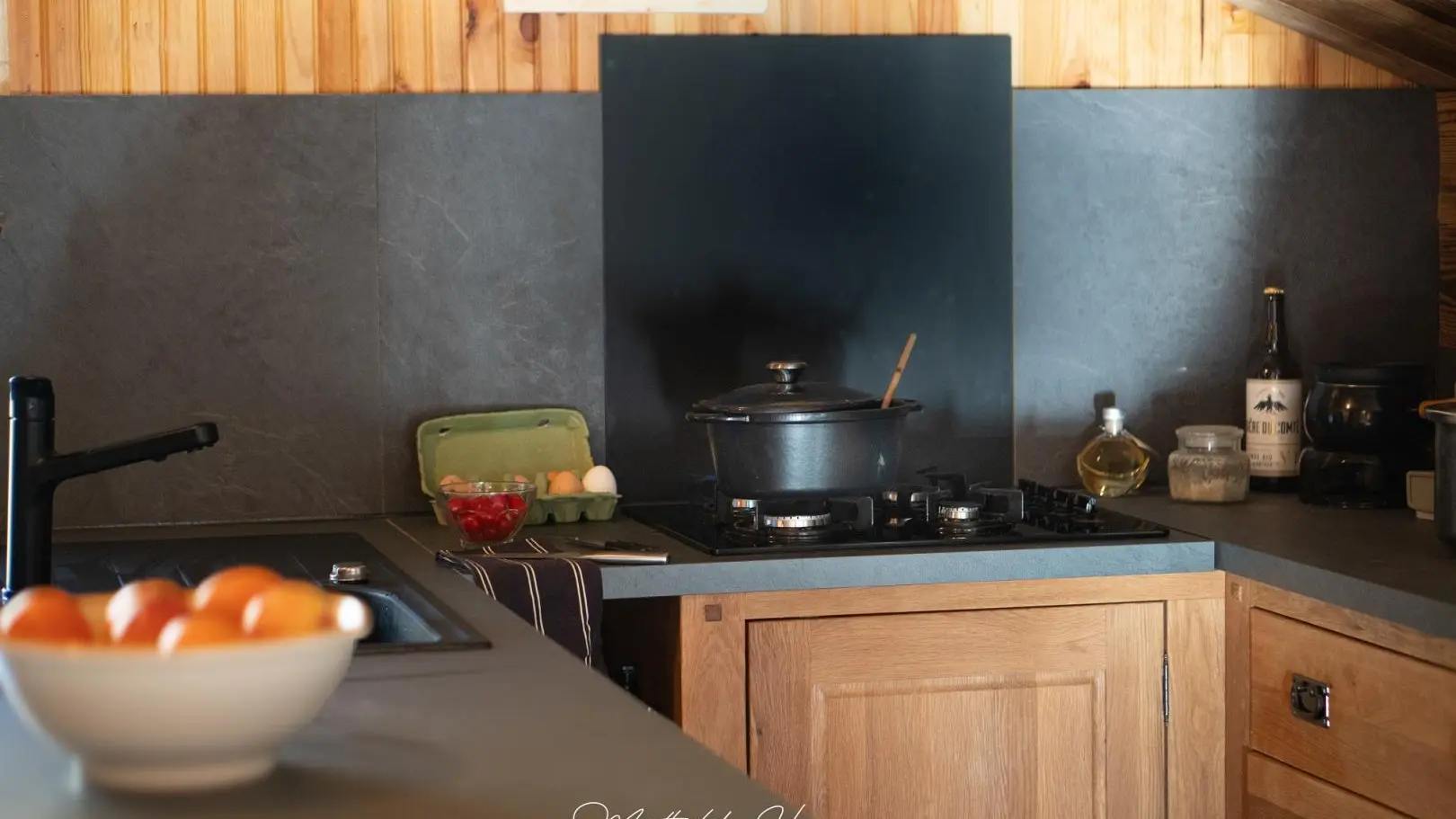 Espace cuisine Gîte La Sitelle - Belvédère - Gîtes de France Alpes-Maritimes