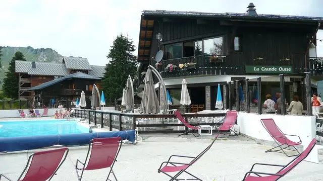 Piscine de la Grande Ourse