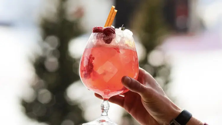 Les Tontons - Le Bar_Val-d'Isère