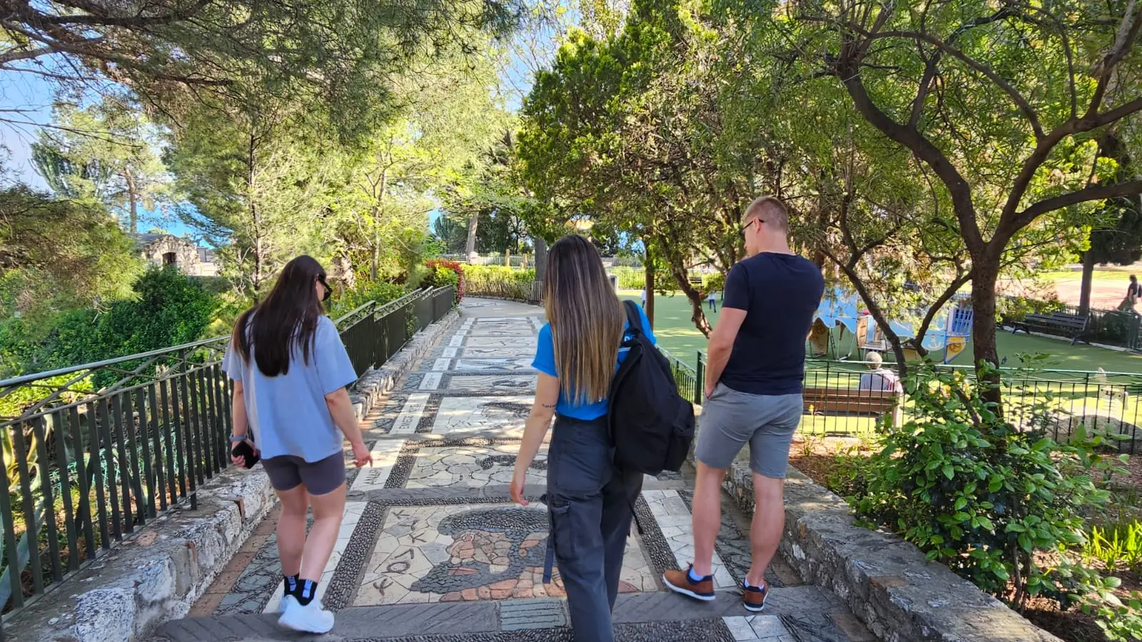 Découverte Colline du Château