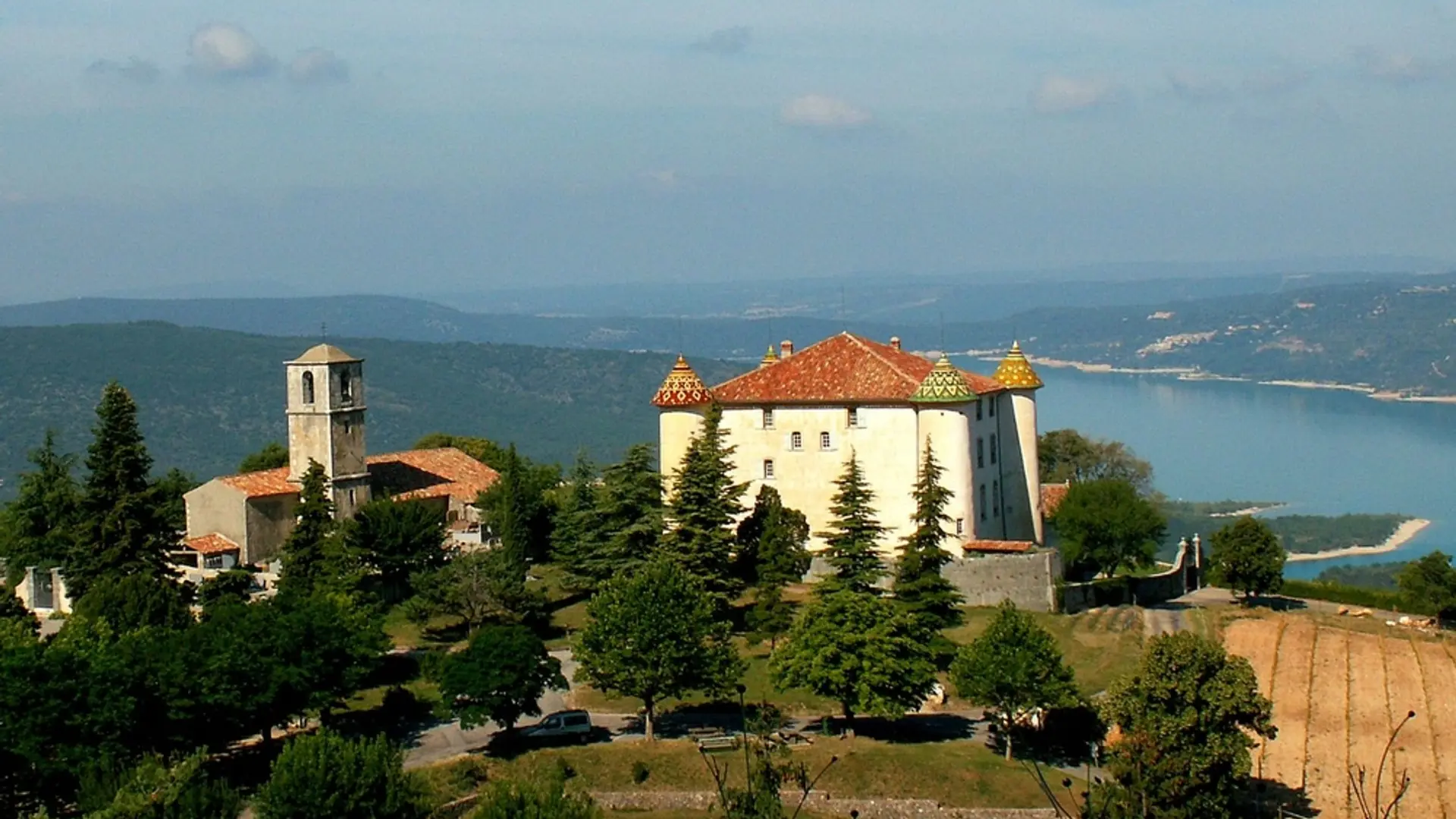 Le château d'Aiguines
