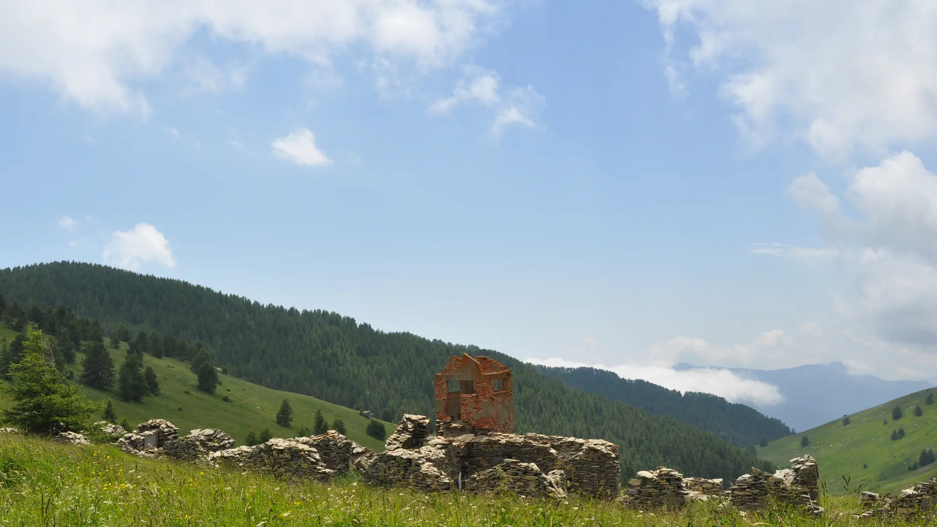 caserne ruines marta