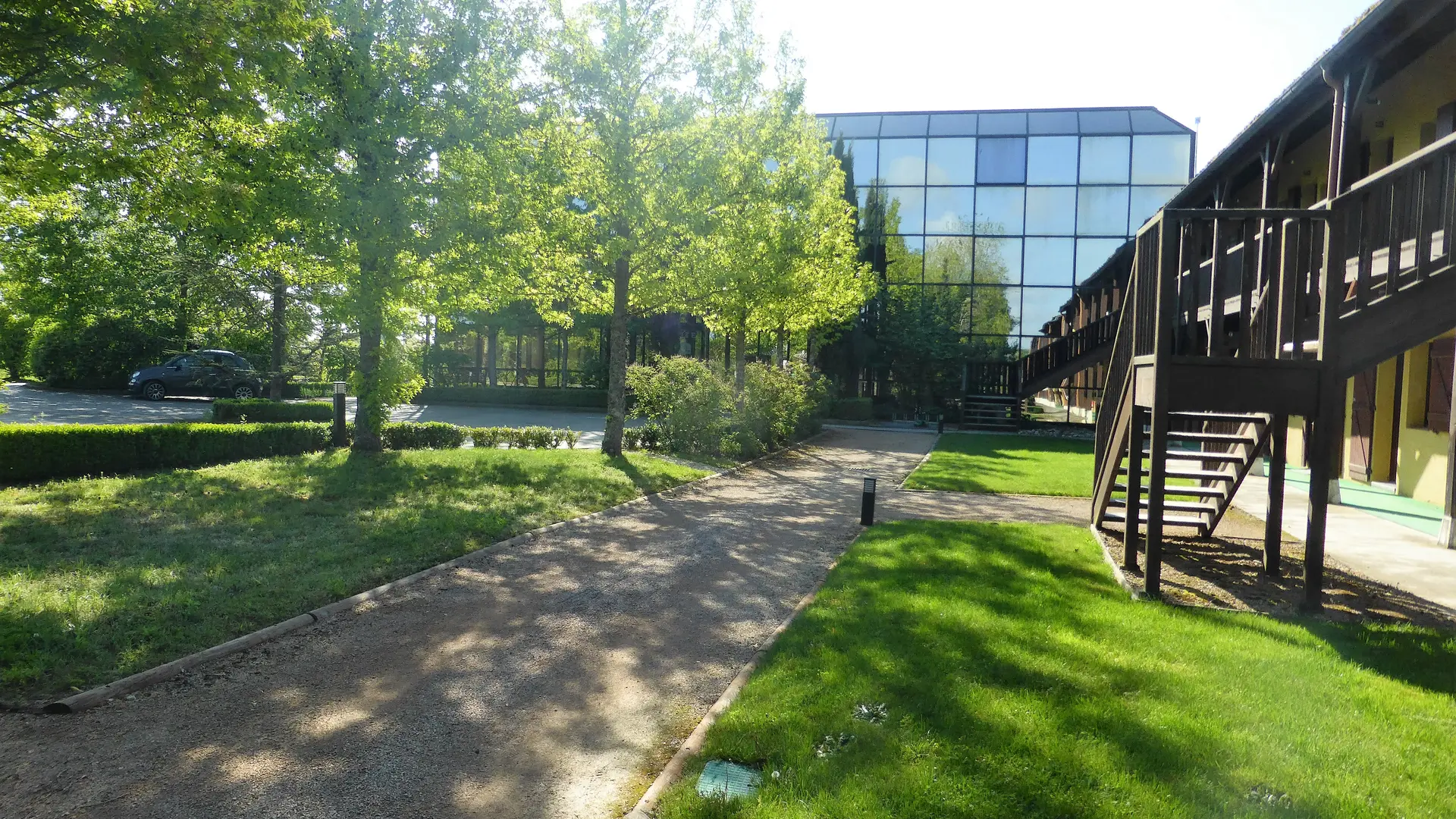 Le Pavillon et La Tour