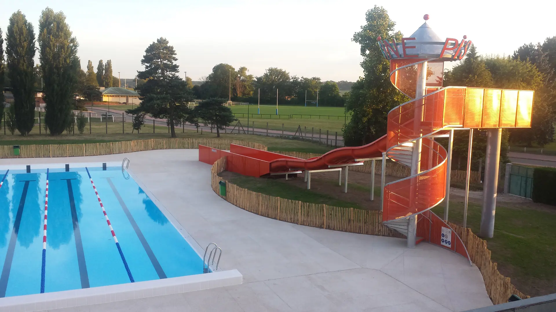 Piscine de Saint-Yorre