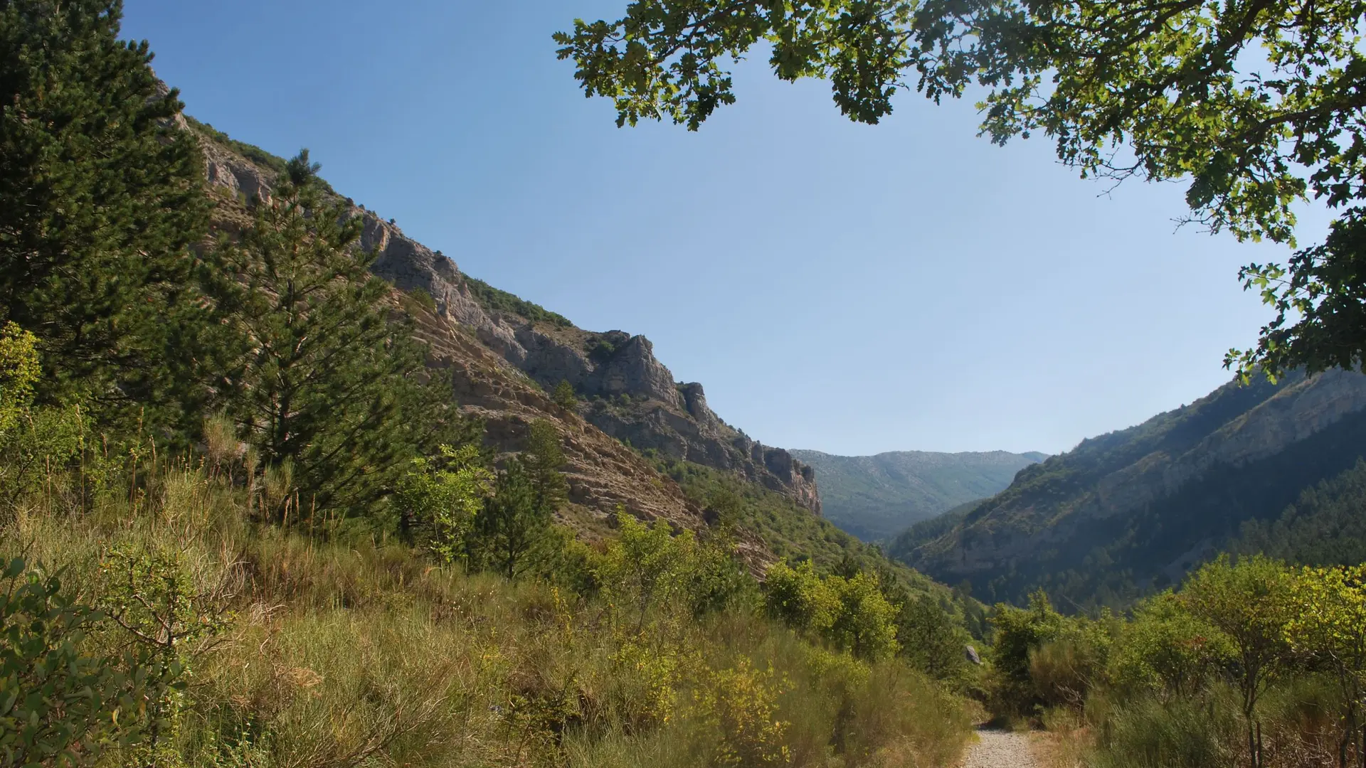 En direction de la gorge