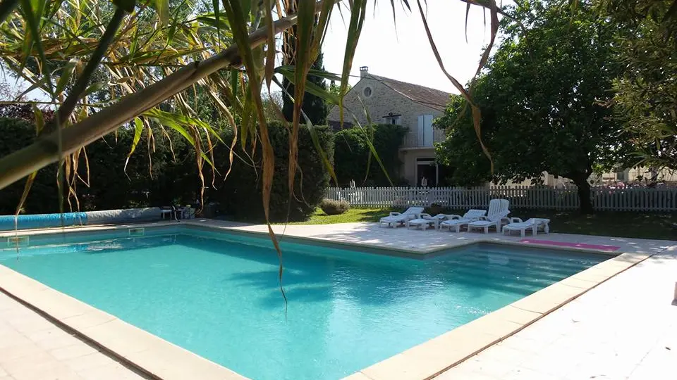 Piscine Mas les Acacias