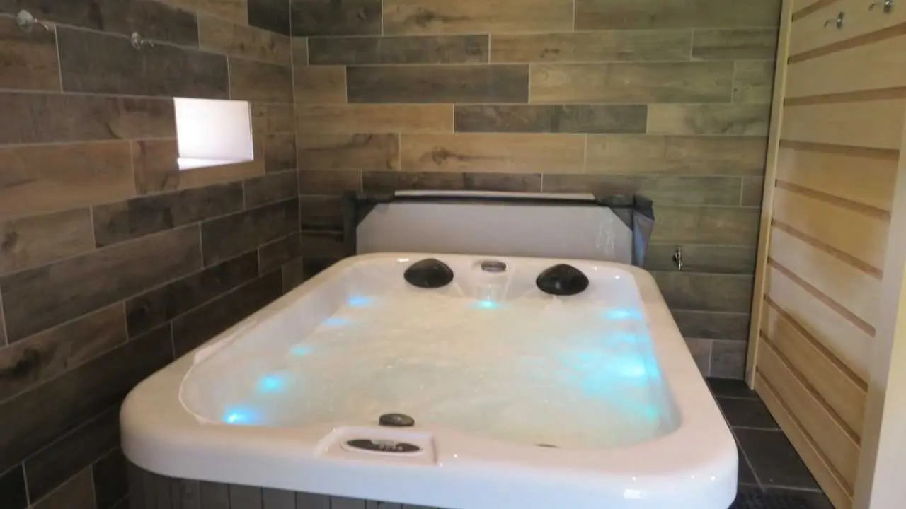 Jacuzzi