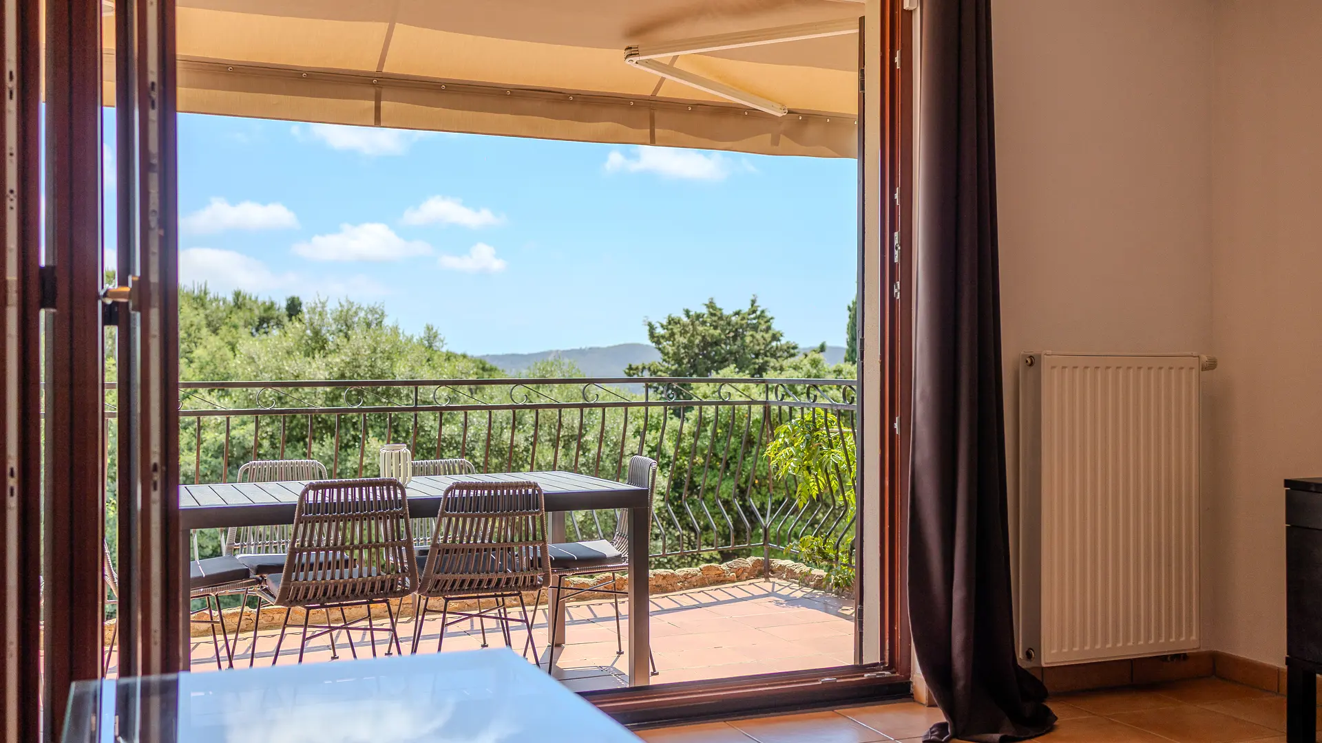 Terrasse vue de l'intérieur