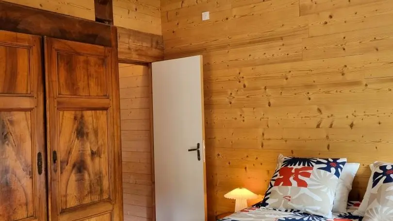 Chambre 3 : un lit 160.