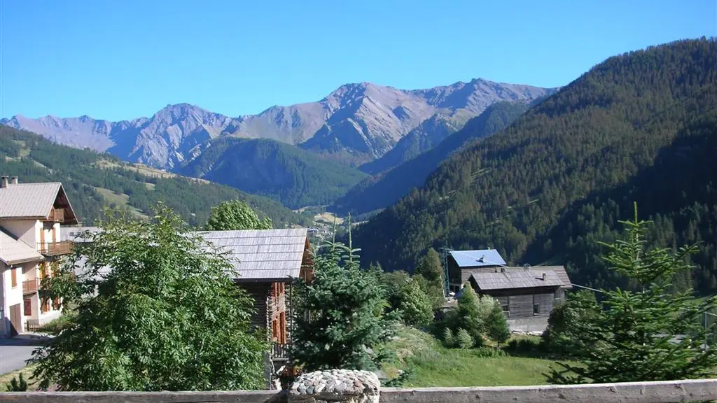 Vue de la terrasse en été