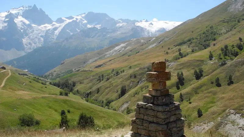 La Croix de Tuf, le long su sentier menant au refuge - La Grave