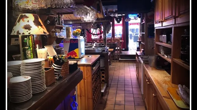 salle de restaurant intérieure