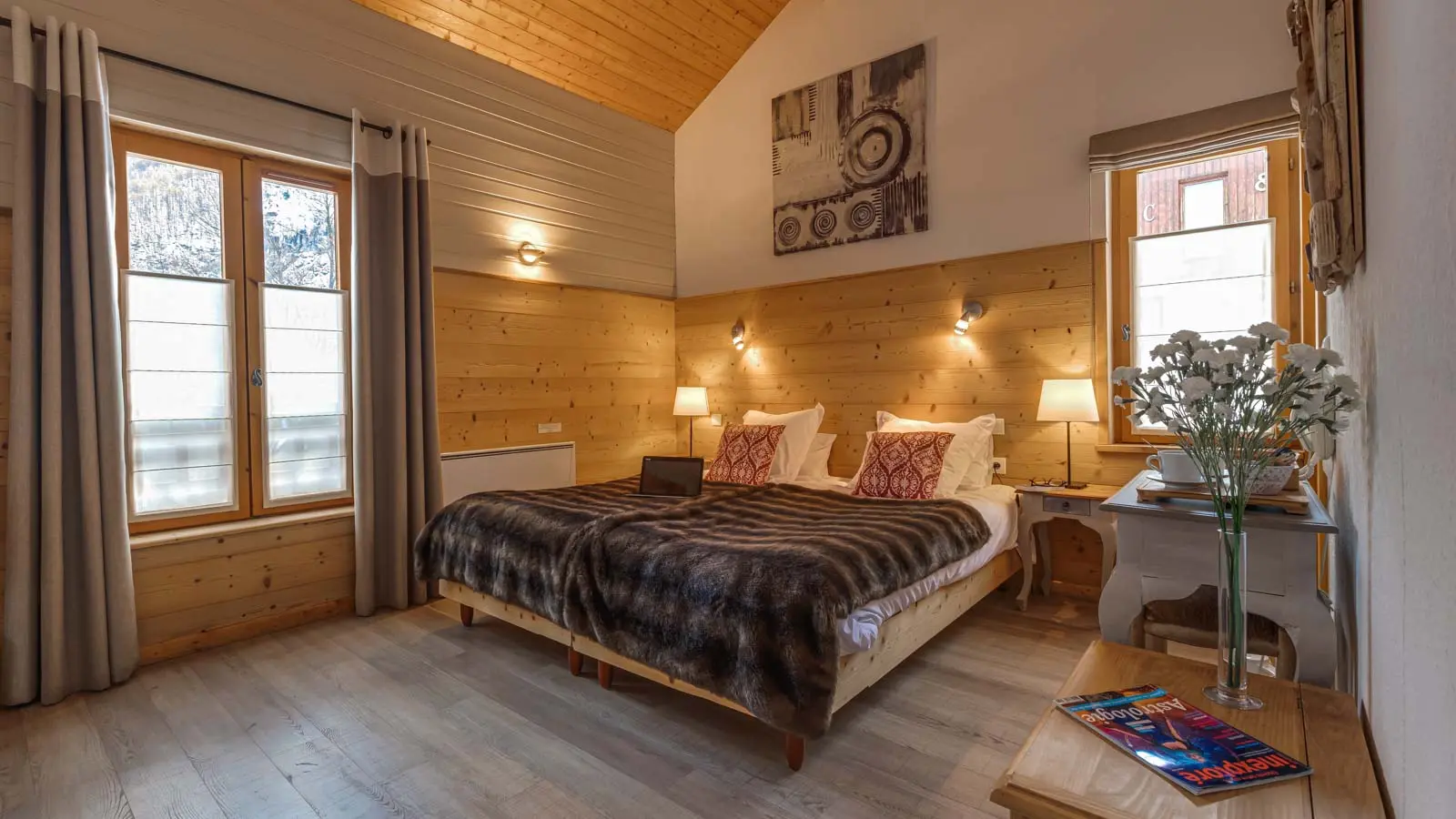 Chambre en étage de chalet