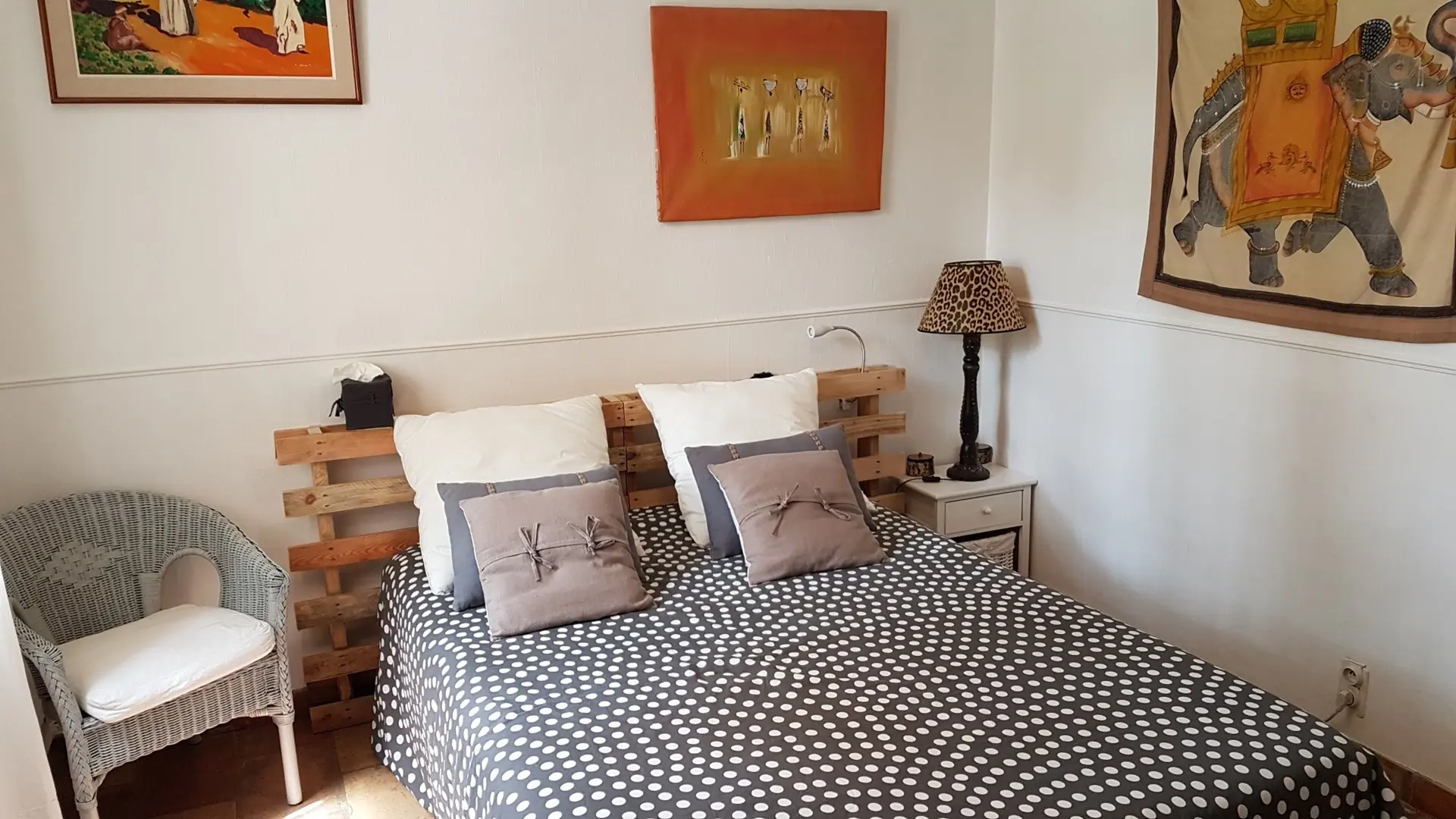 Chambre hébergement La Douce Heure Mougins