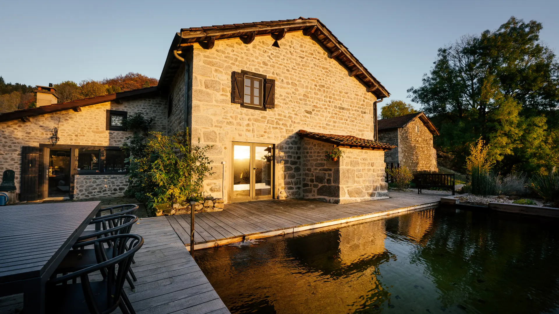 Extérieur aurore