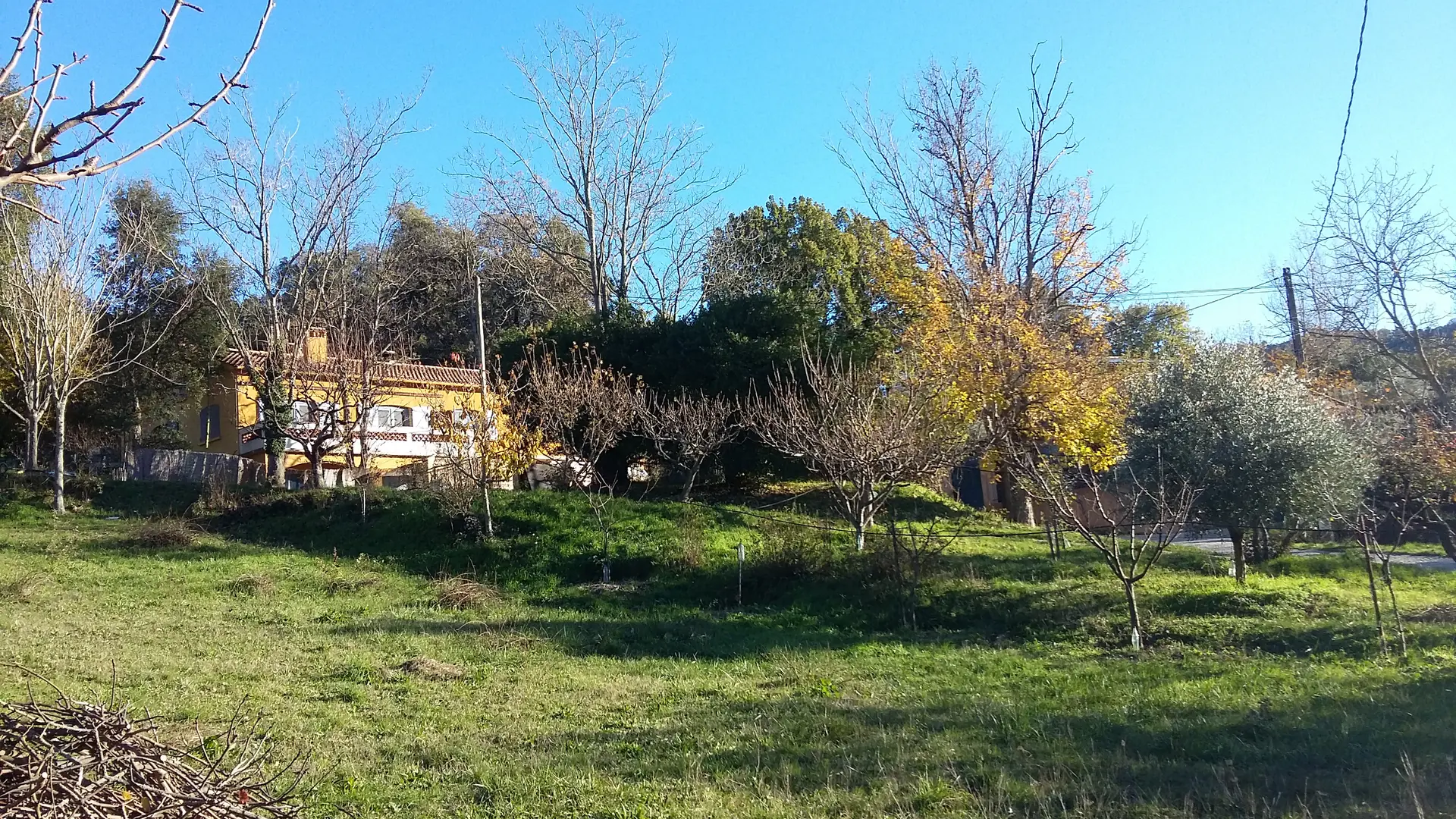 Une maison en pleine nature, proche du village