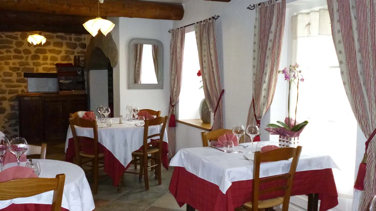 Auberge du Marais - La Chapelle en Lafaye 42380