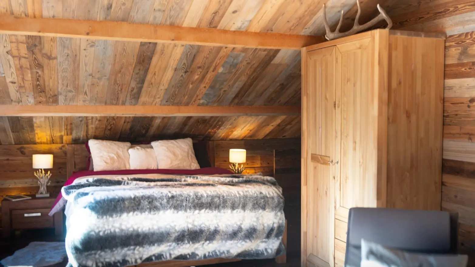Espace nuit Gîte La Sitelle - Belvédère - Gîtes de France Alpes-Maritimes