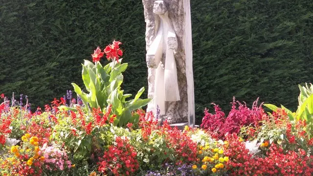 Sculpture sur pierre Culoz