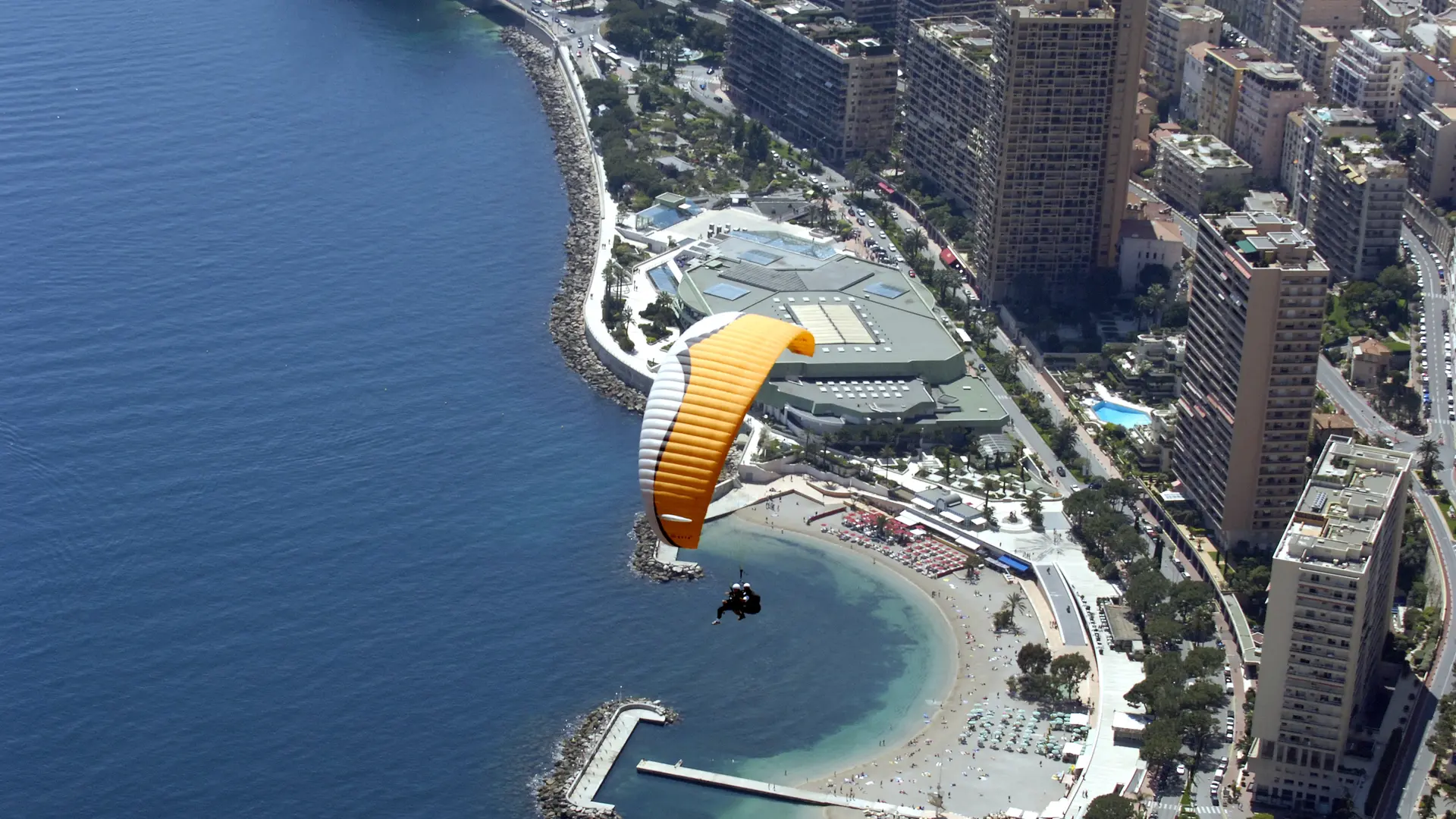 Vol parapente au dessus de Monaco