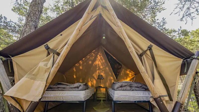 Tente lodge perchée Rioclar