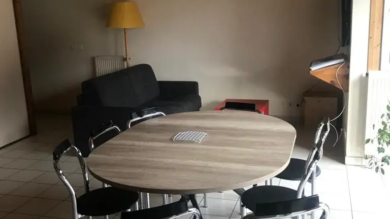 Salle à manger dans l'appartement Tournette à Thônes