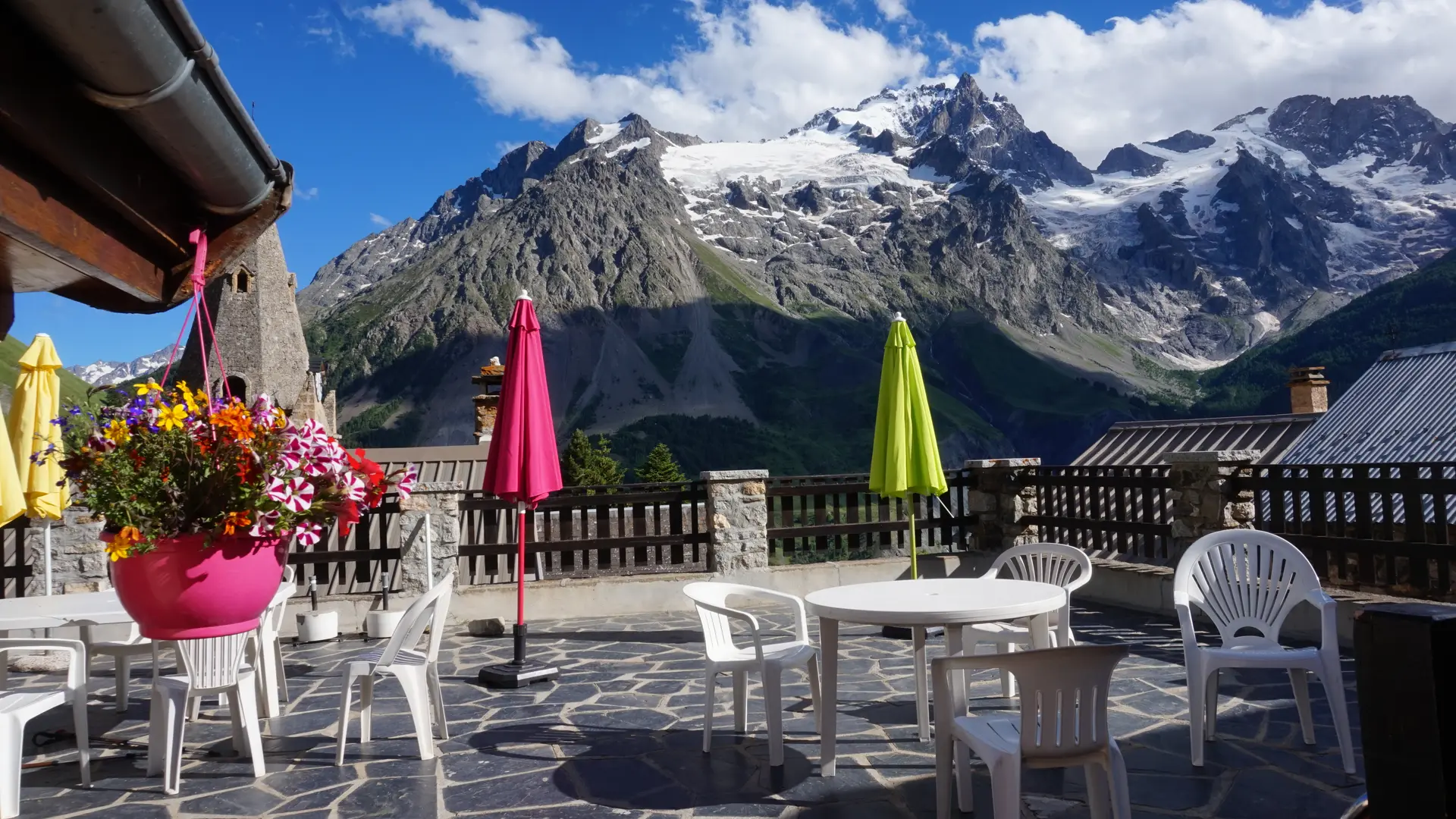 au soleil, face à la Meije