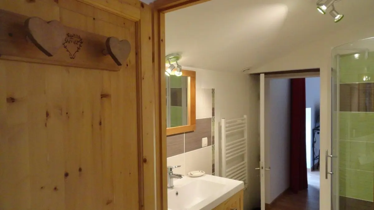 Ferme Passion Chambre Bresse - Ferme Passion Chambre Bresse - 1° salle d'eau - WC séparé