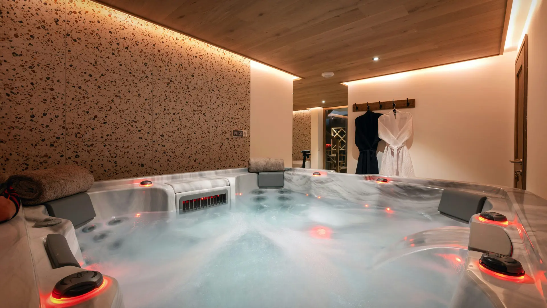 Jacuzzi