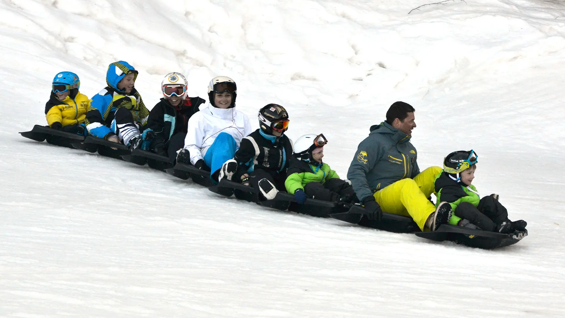 Snake Glisse sur le domaine skiable de l'Essert