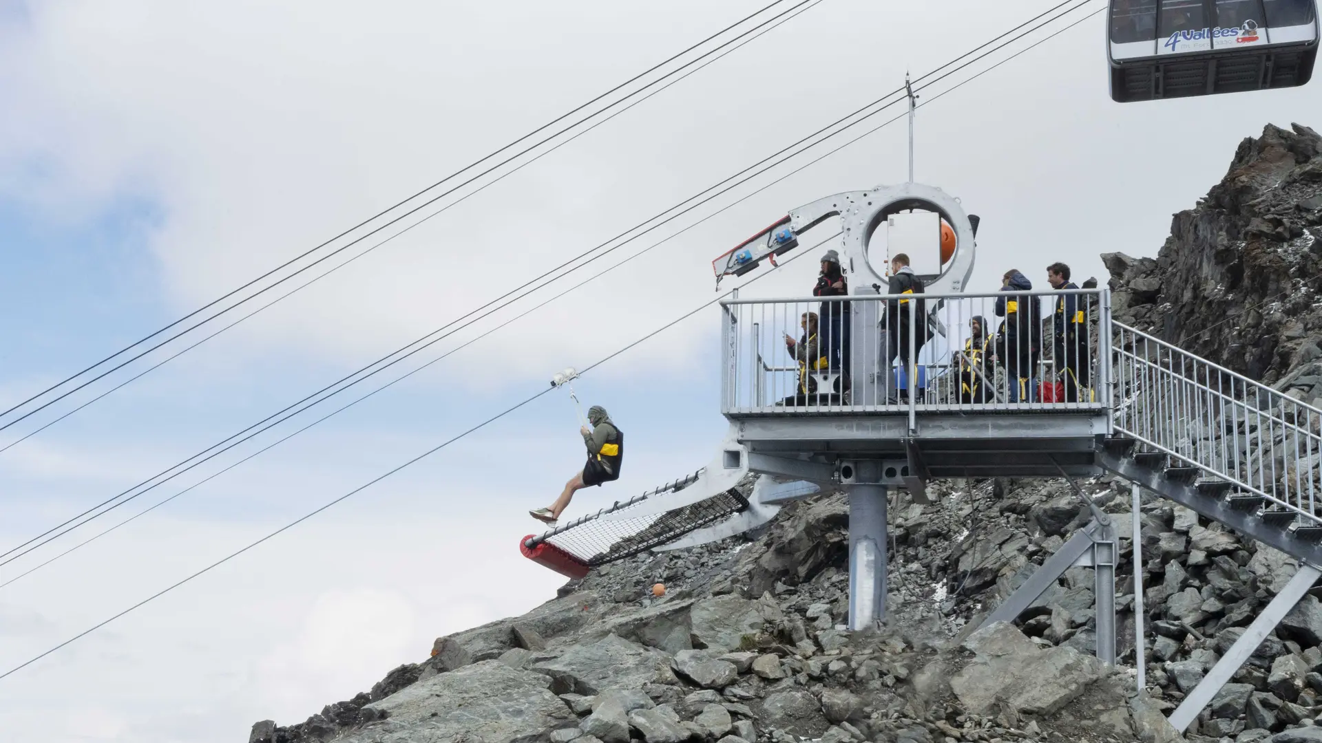 Mont-Fort zip line