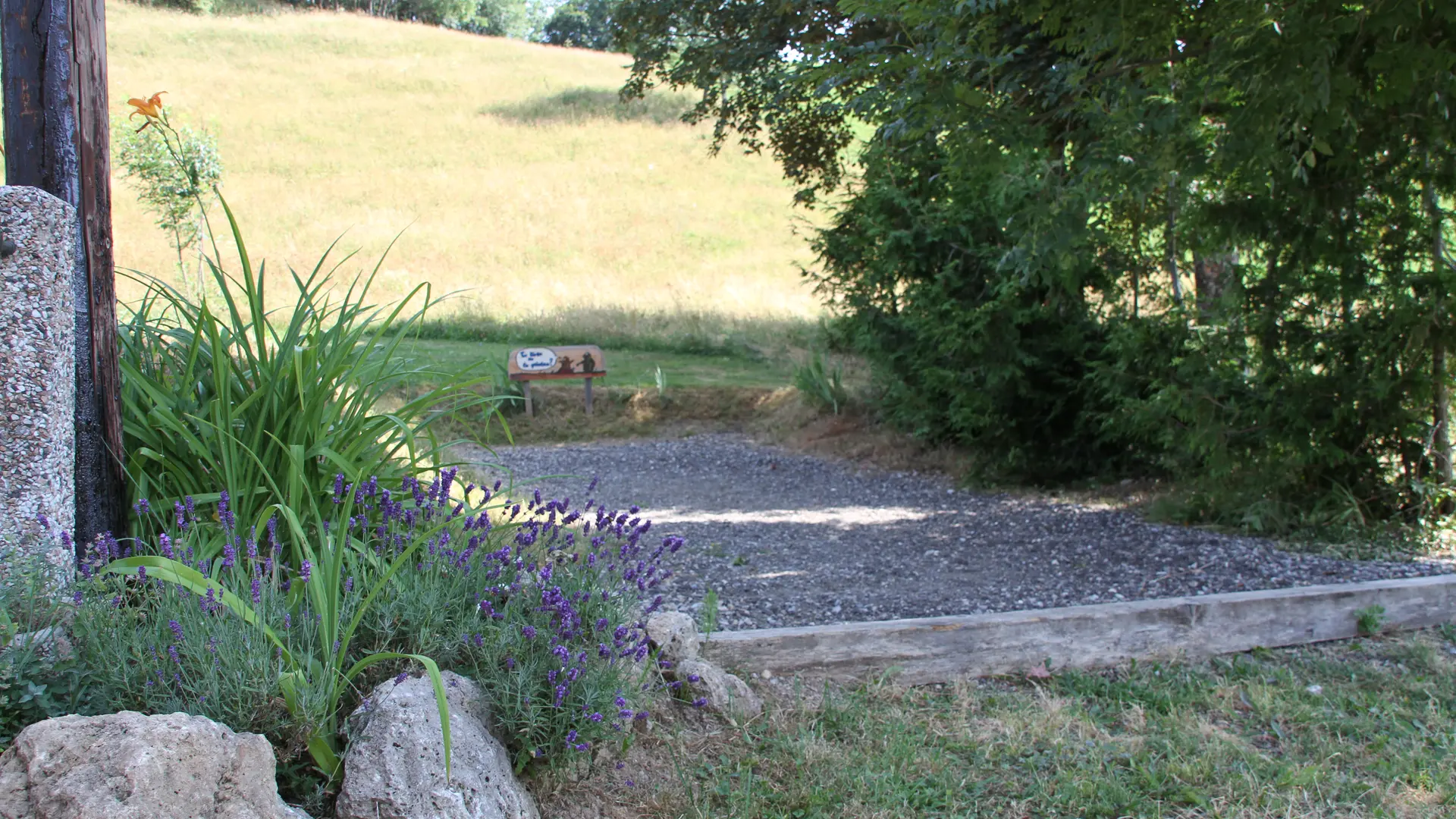 Chalet la Marmotte, terrain de pétanque