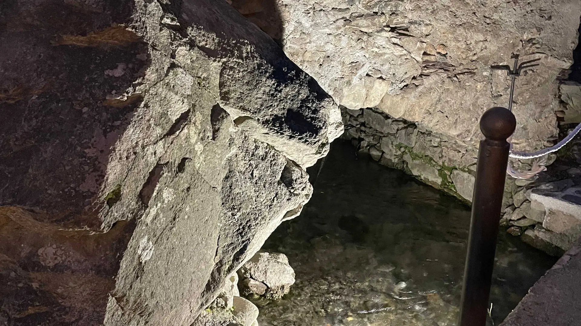 Sous le moulin Gîte Moulin de la Source labellisé Gîtes de France Alpes-Maritimes à Fontan