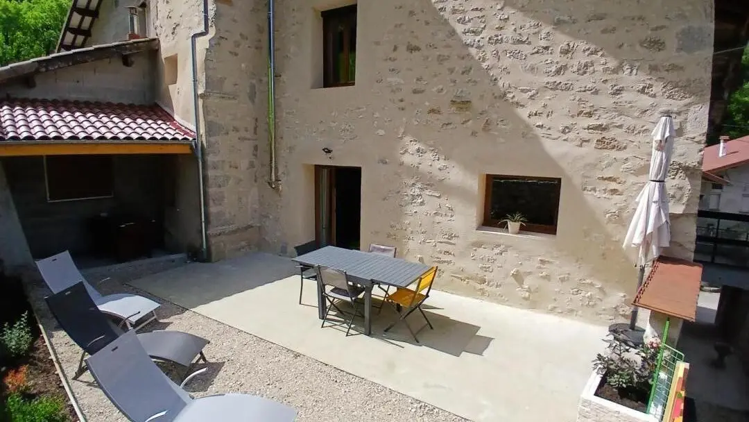 Terrasse ensoleillée