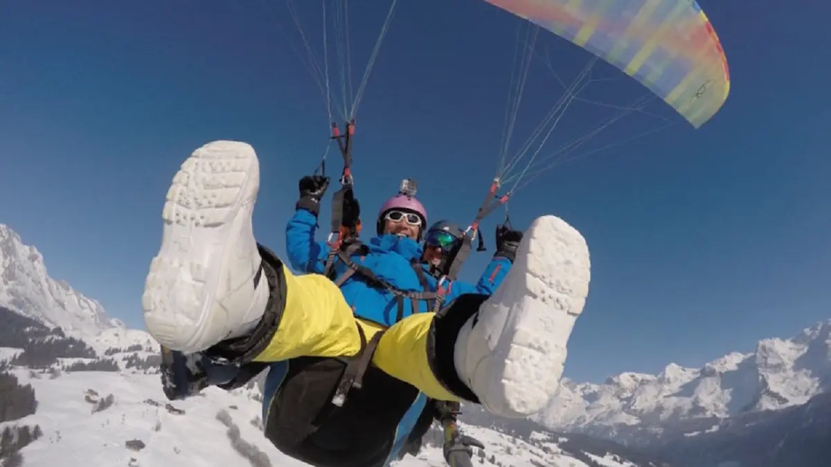 baptême de parapente en hiver au Grand-Bornand