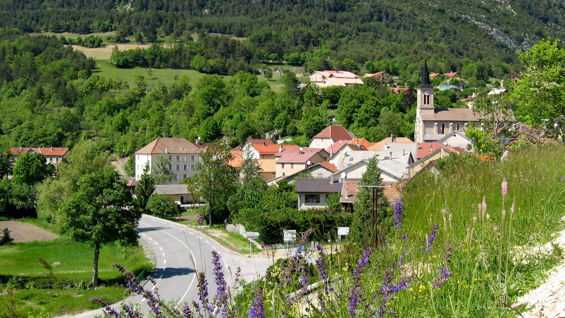 Village de Saint-Julien-Beauchêne