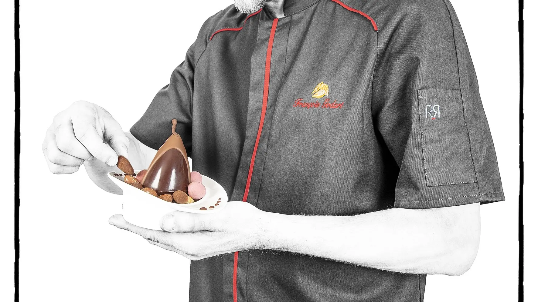 maître chocolatier en action