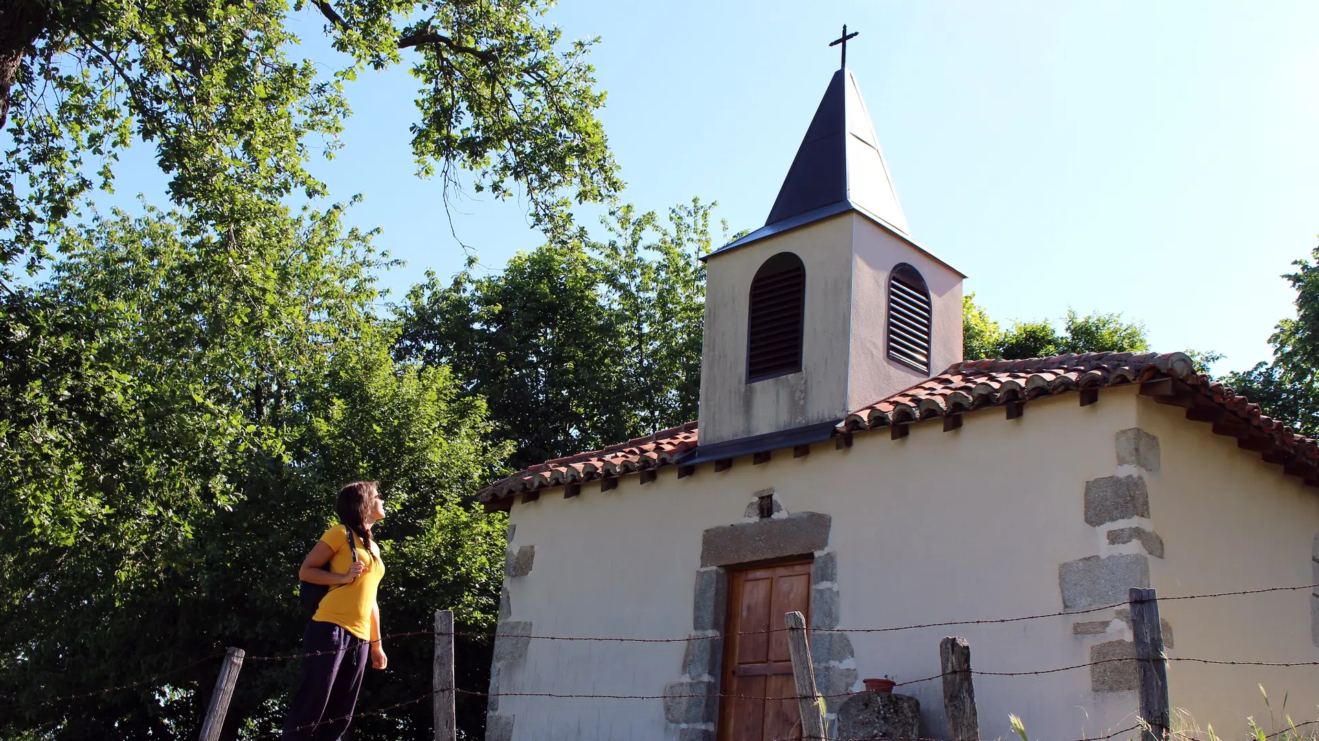 Chapelle St Pierre de Montmeyn