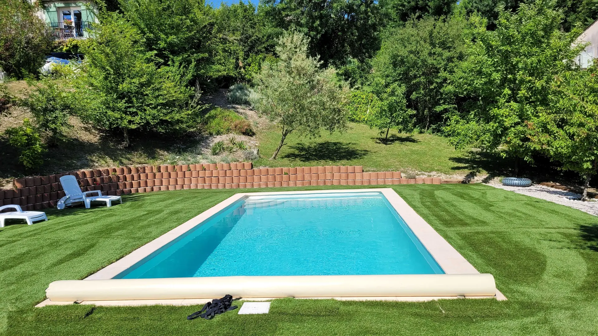 Gîtes des Campons-Piscine-La Colle sur Loup-Gîtes de France Alpes-Maritimes.