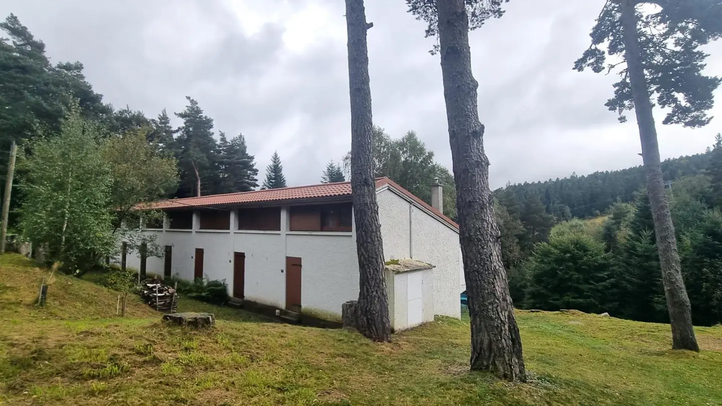 Site au pied de la station de ski de Chalmazel.