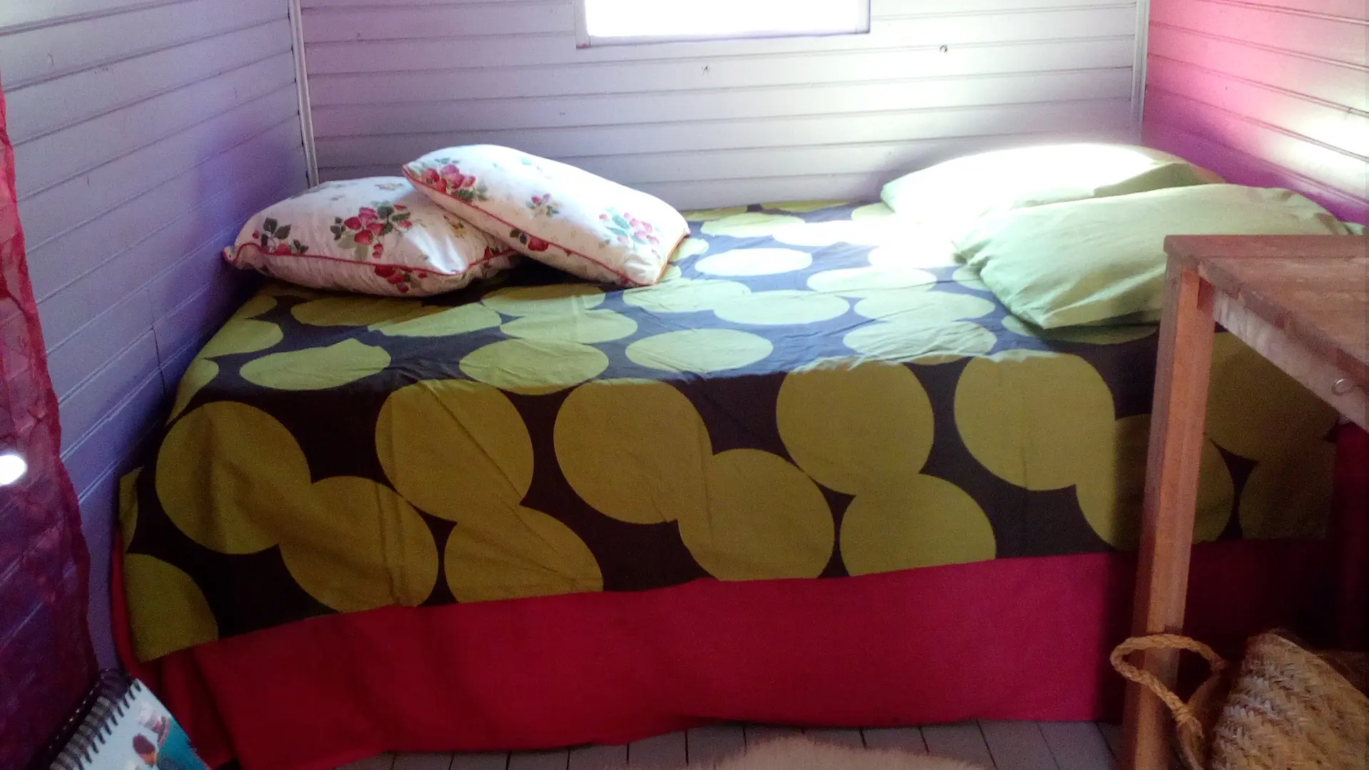 scoot nomad roulotte tzigane interieur