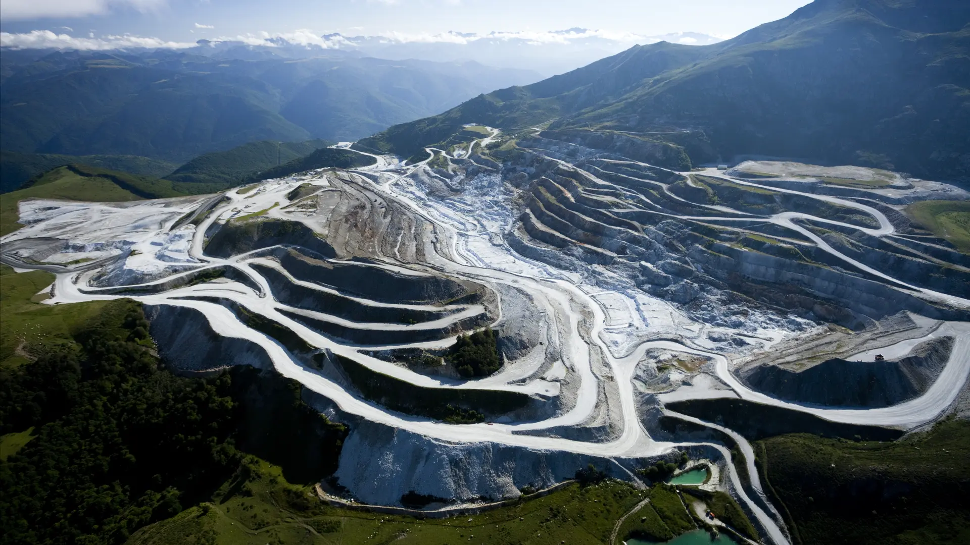 Venez découvrir la plus grande de talc au monde !