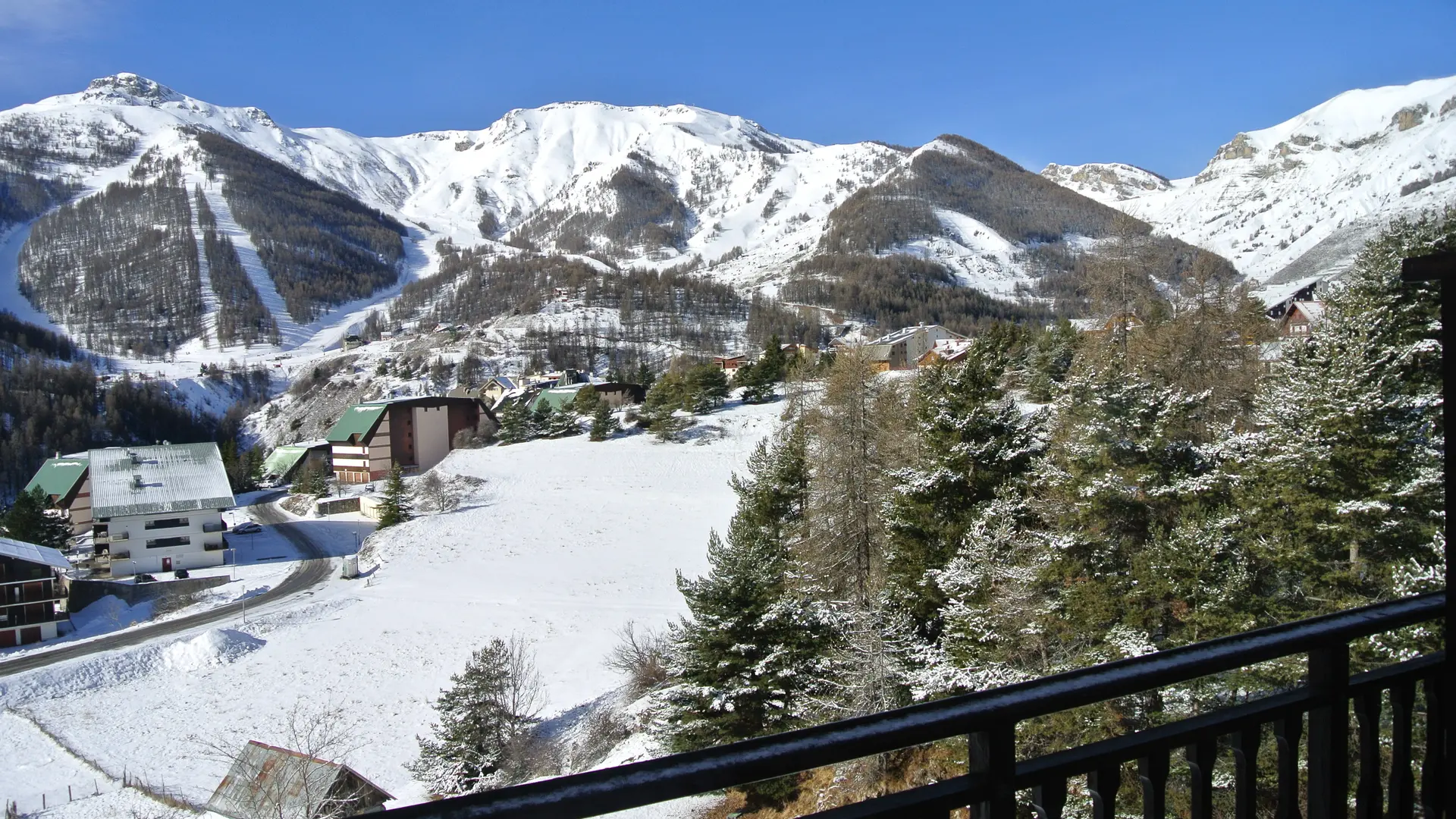 vue depuis le balcon l'hiver