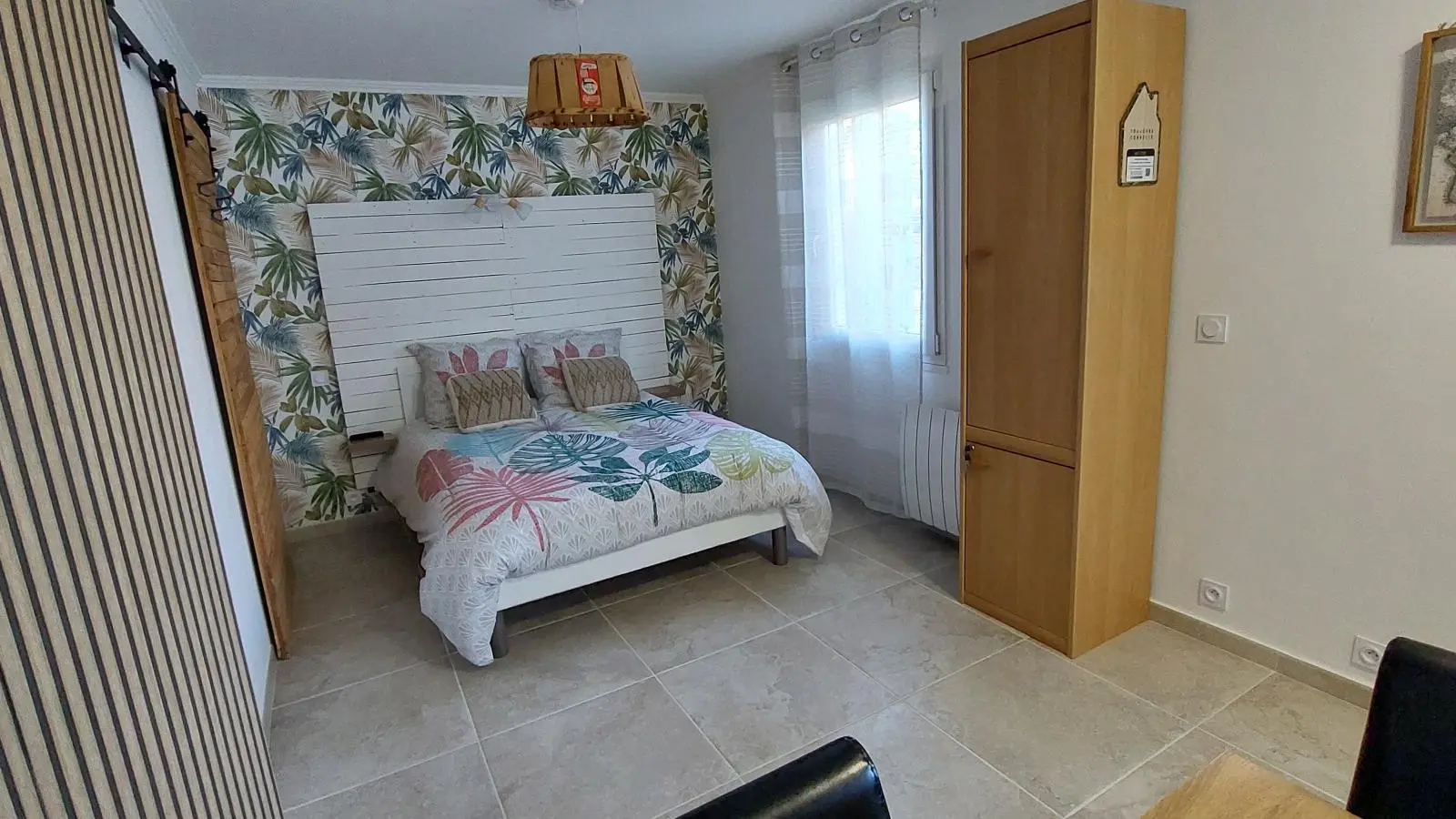 Gite de l'olivier chambre blanche