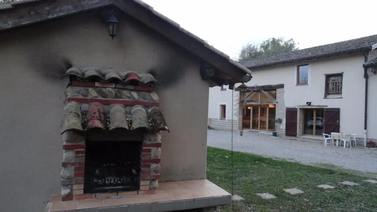 Ferme Passion Chambre Bugey - Barbecue