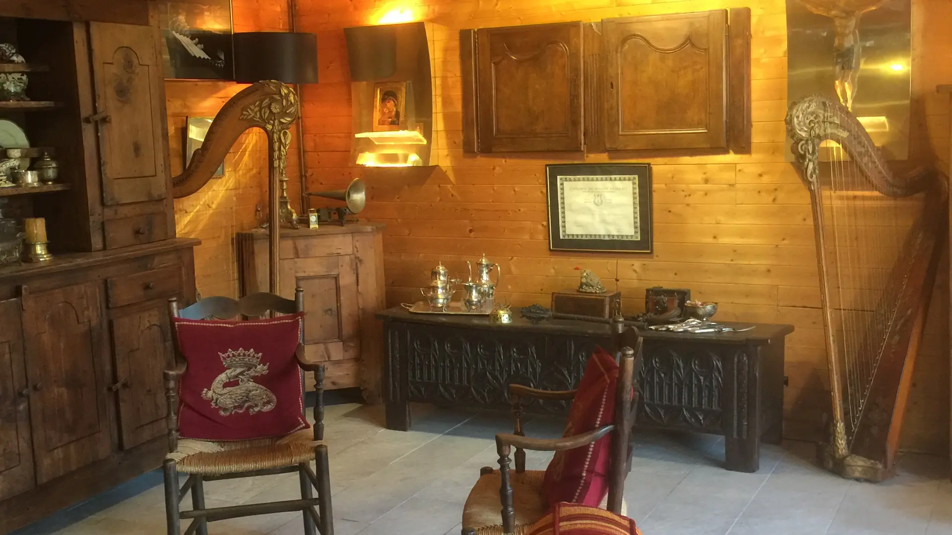 Salon