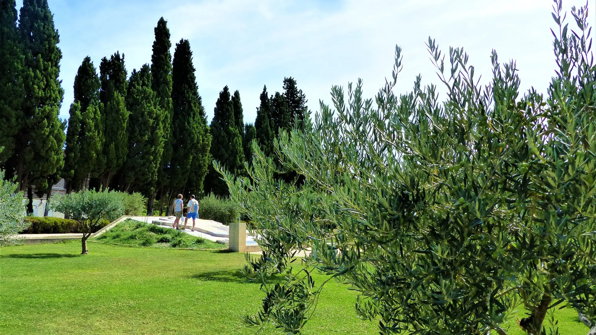 Parc de l'Agora et sa carte de France en pierres de taille