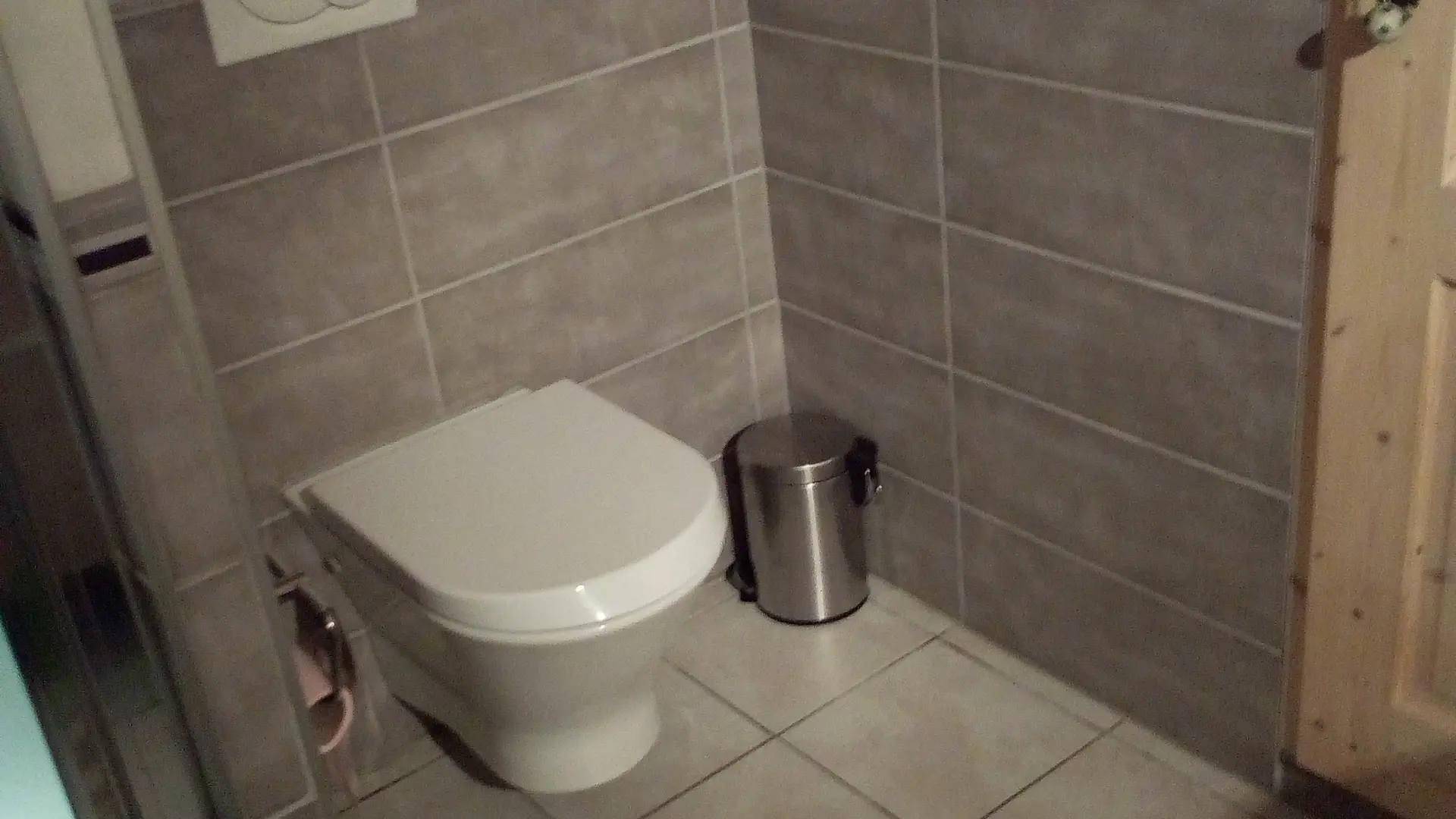 Coin WC