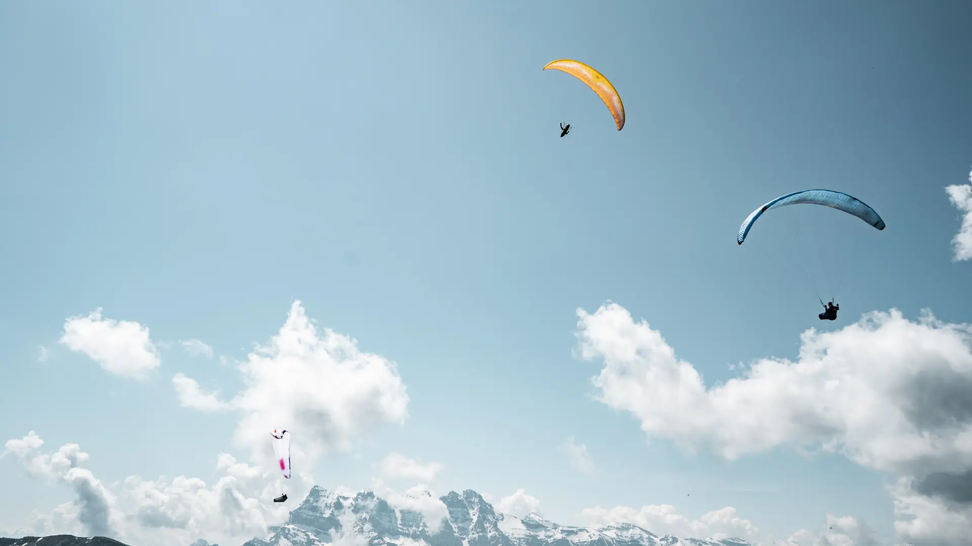 Vol en parapente au-dessus de Châtel